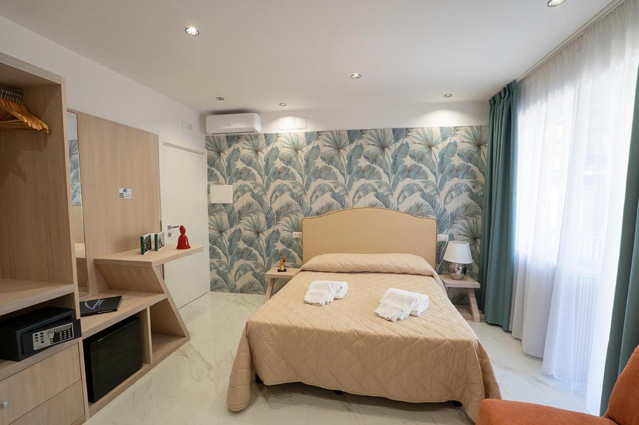 Pc Boutique H, Sea View By Clapa Group Hotel Наполи Екстериор снимка