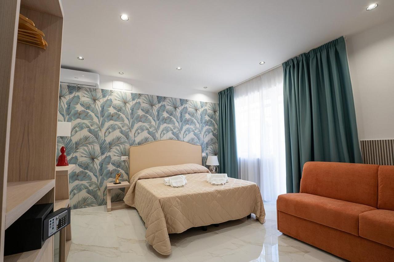 Pc Boutique H, Sea View By Clapa Group Hotel Наполи Екстериор снимка